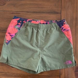 The North Face girls size M (10/12) drawstring dry wicking shorts